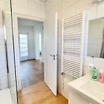 Prázdninový dům La Maison Des Grandes Tablees In *