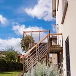 La Maison Des Grandes Tablees In Bourg-en-Bresse