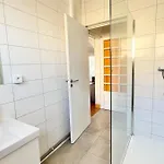 La Maison Des Grandes Tablees In Bourg-en-Bresse