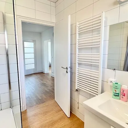 Hébergement de vacances La Maison Des Grandes Tablées In *