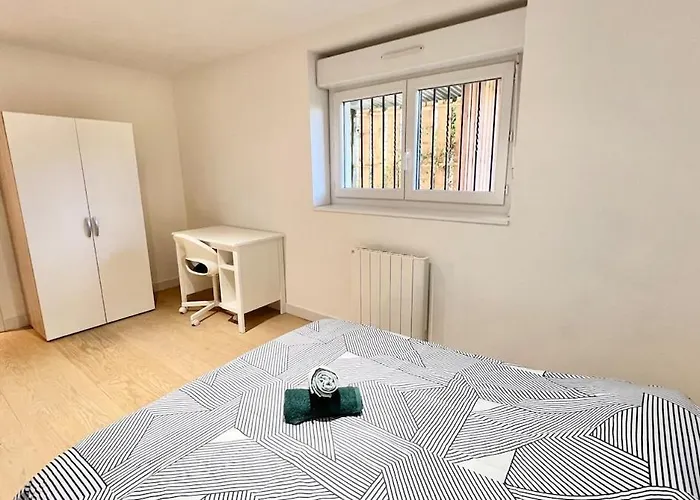 בית נופש La Maison Des Grandes Tablees In